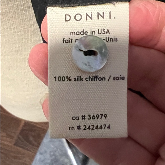 Sheer Silk/Chiffon Black Button-Up Blouse with abalone shell buttons NWT - Picture 8 of 9